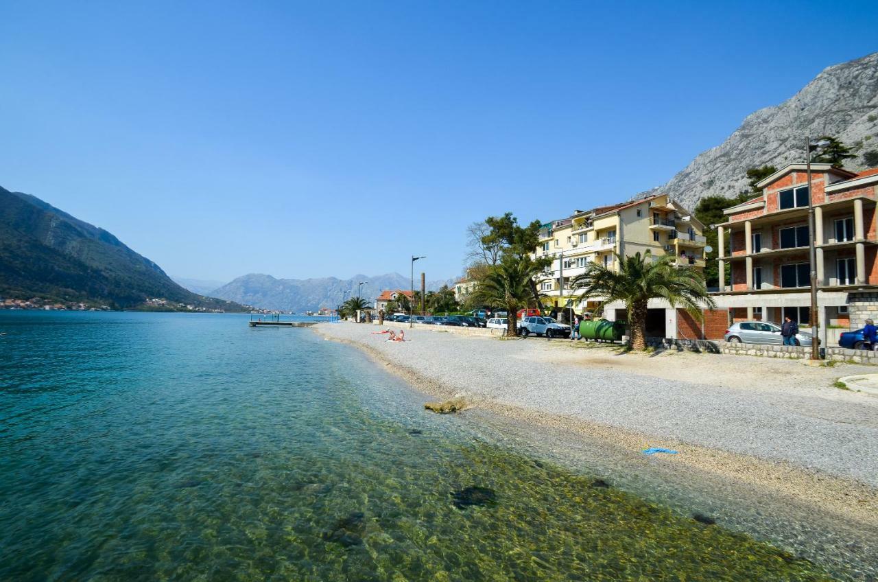 Apartment Barona Kotor Exteriör bild
