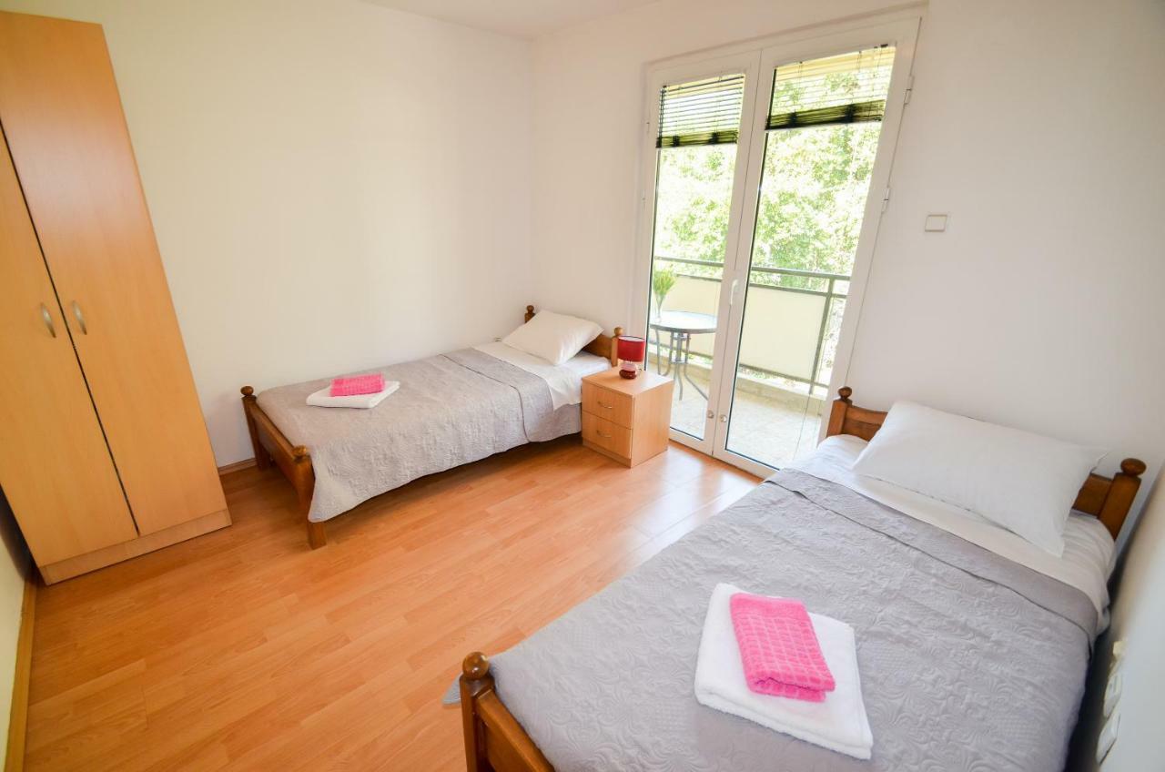 Apartment Barona Kotor Exteriör bild